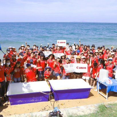 แคนนอน เดินหน้ากิจกรรม “Canon Volunteer” ครั้งที่ 36 พาฉลามทรายกลับทะเล  ริมหาด ณ หาดตะวันรอนและหาดเตยงาม จ. ชลบุรี  